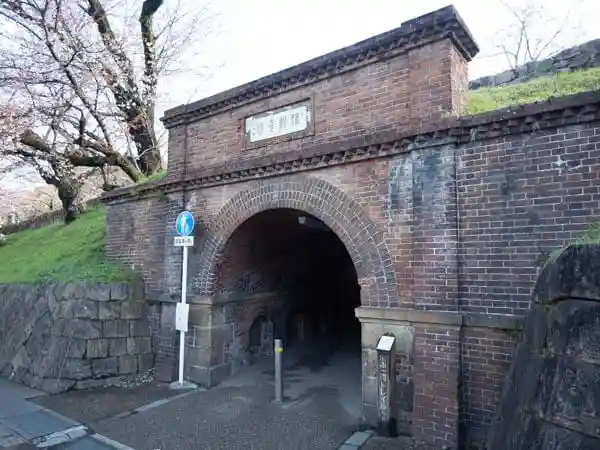 This photo shows the Keage Tunnel from the east. The tunnel is brick, 3 m high, 2.6 m wide, and approximately 18 m long.